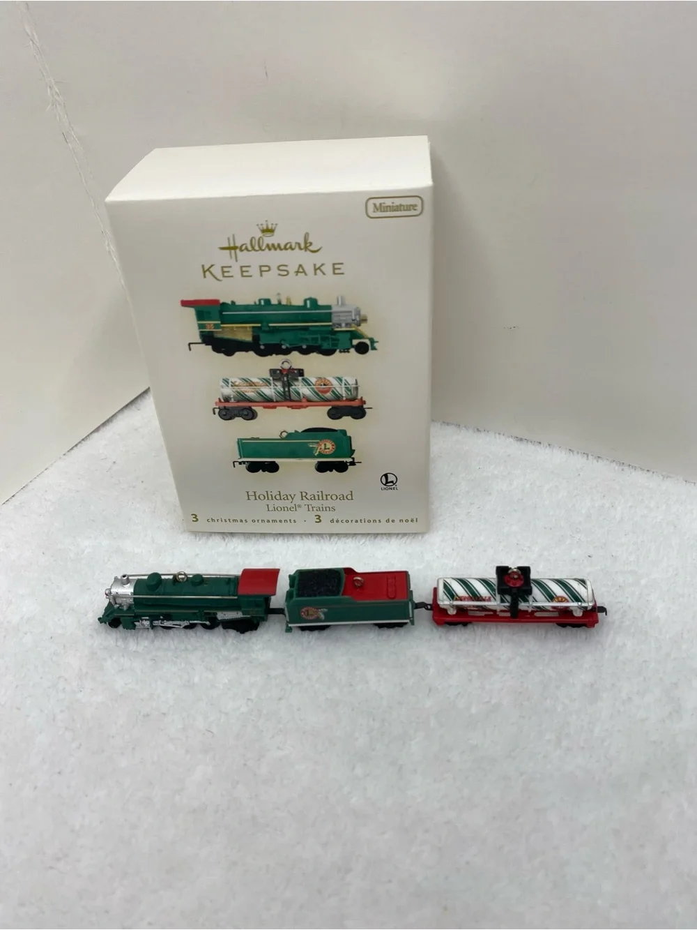 Hallmark Keepsake Holiday Railroad Lionel Trains 2008 set of 3 Ornaments Collect